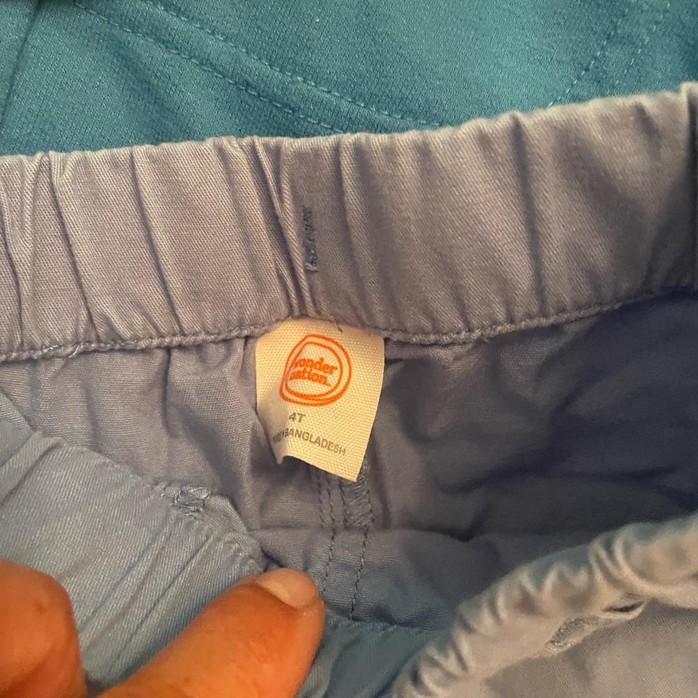 Bundle of 8 boy shorts Cat & Jack, Hurley, Carter’s Blue & Black Athletic Shorts - Picture 6 of 10